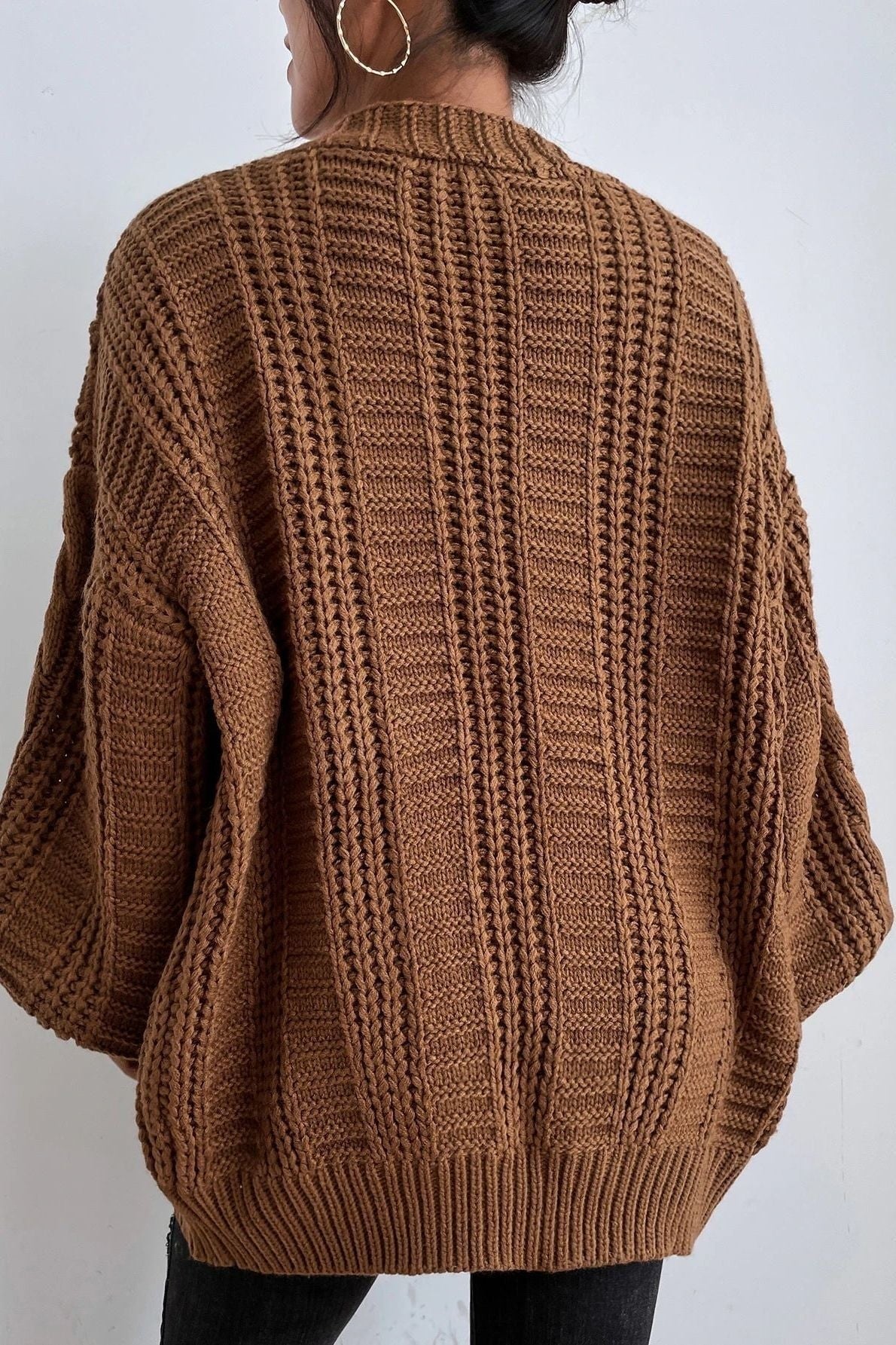 ember-cable-cardigan-6_930283ae-b9c7-4efa-8b40-29e48d9e25ad.jpg